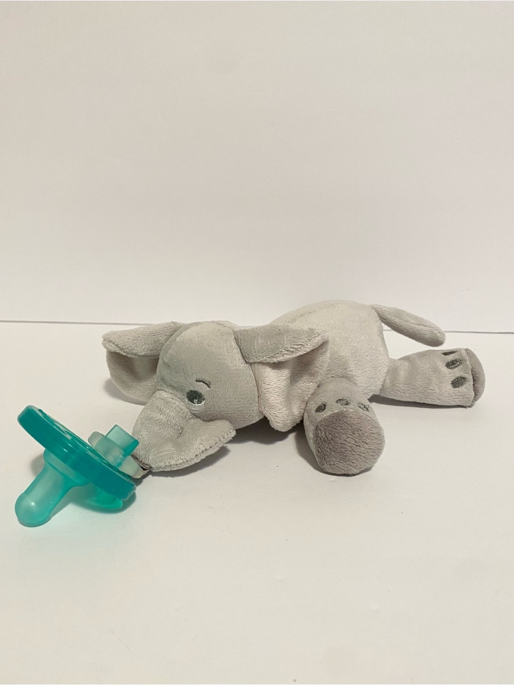 Philips Avent Elephant Soothie Snuggle Soother Plush Lovey Pacifier Baby Toy